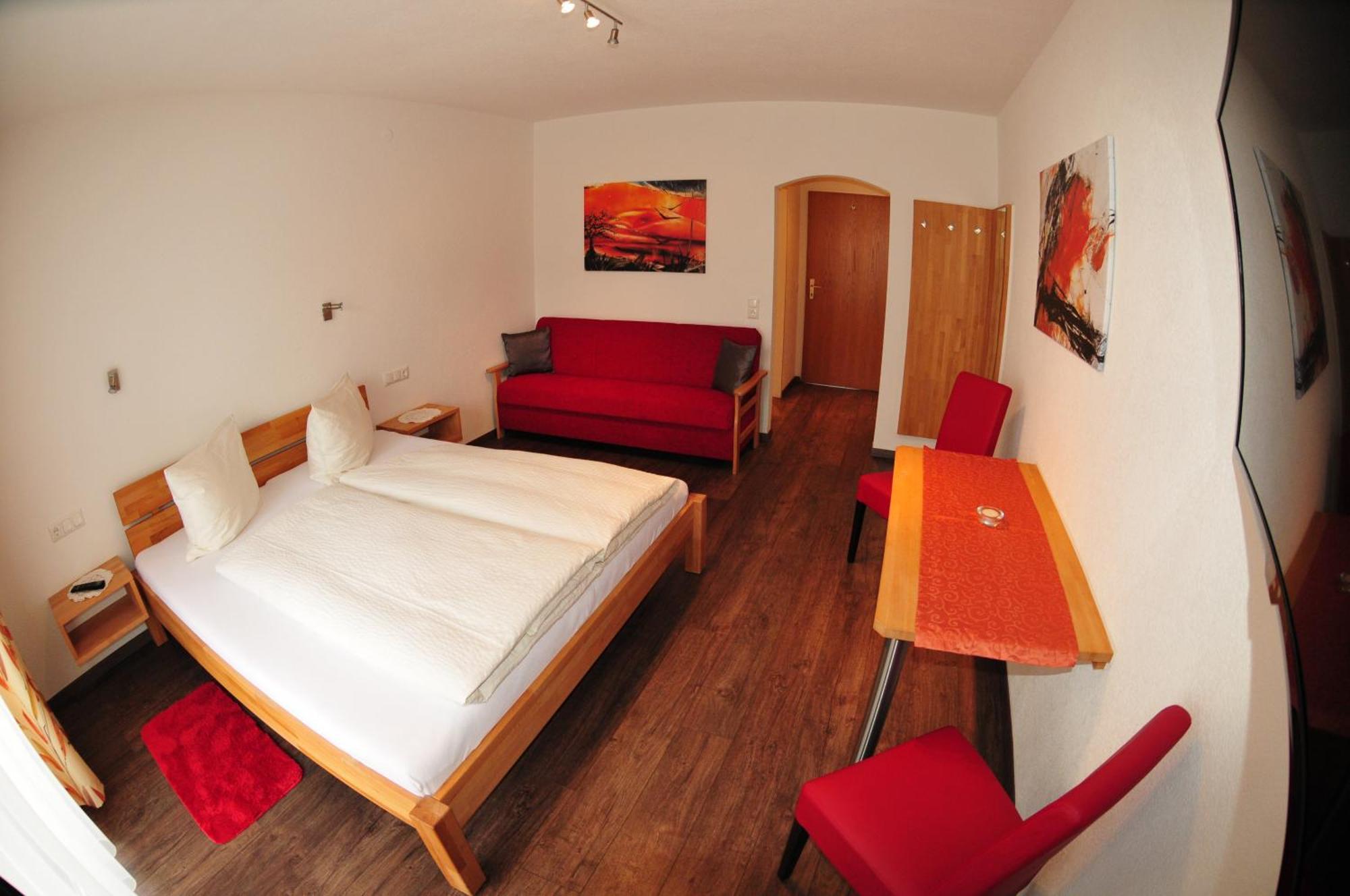Haus Scheiber Hotell Sankt Jakob in Defereggen Rum bild