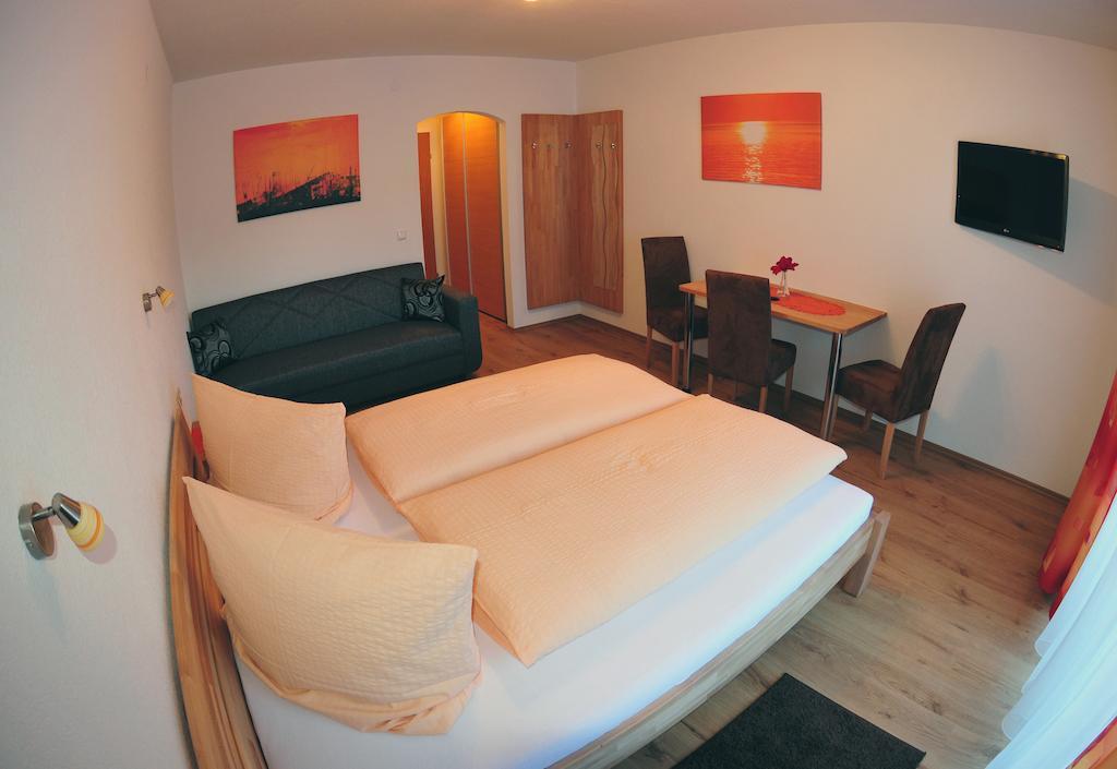 Haus Scheiber Hotell Sankt Jakob in Defereggen Rum bild