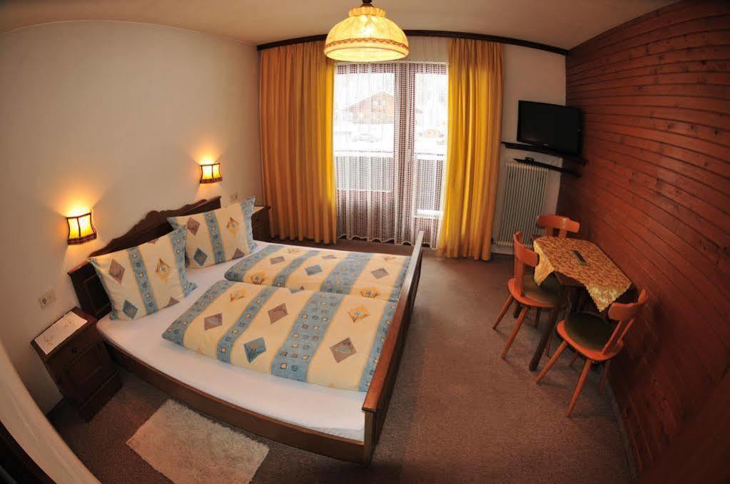 Haus Scheiber Hotell Sankt Jakob in Defereggen Exteriör bild